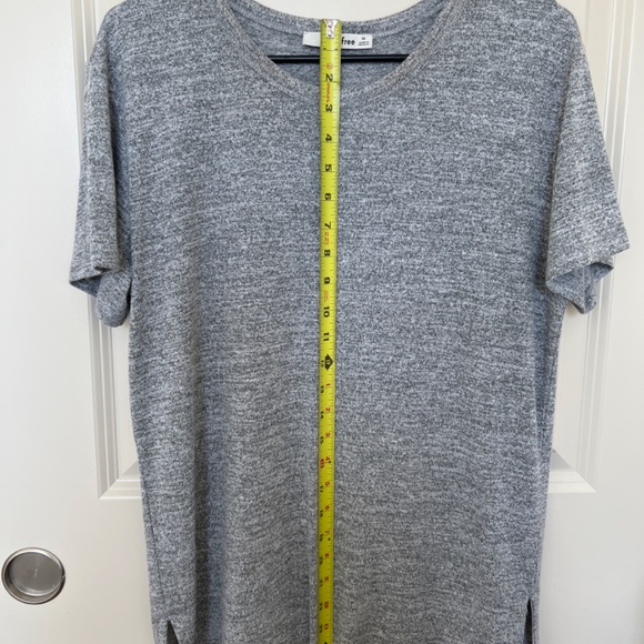 Wilfred Free shirt(s) - Picture 7 of 10